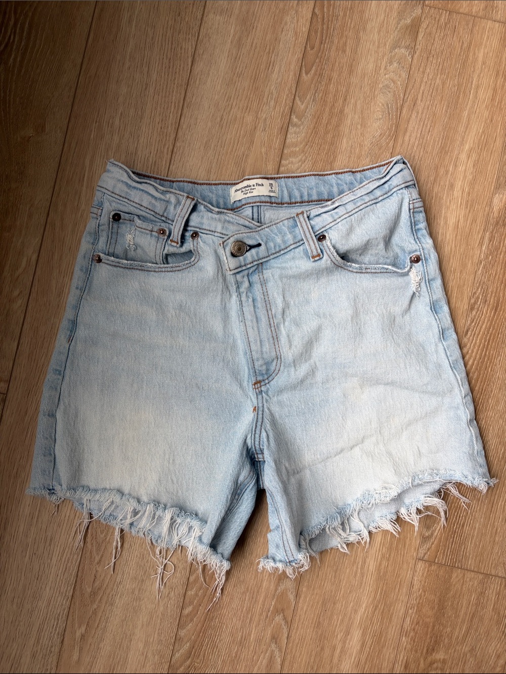 Abercrombie & Fitch The Dad Short